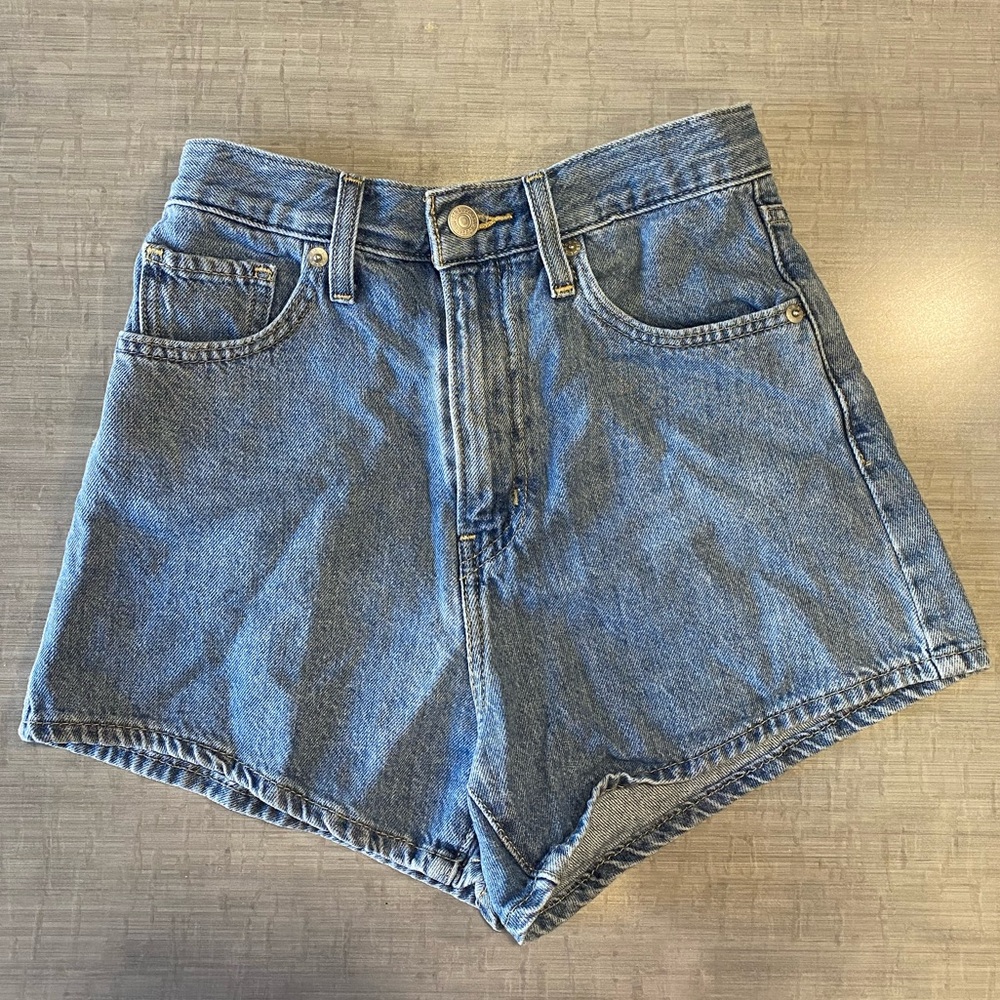 Levi’s high waisted mom shorts Blue Denim